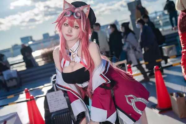 「【コスプレ】「星街すいせい」から「物語シリーズ」まで、Vもアニメも人気キャラ勢揃い！2024年冬コミケの美女レイヤーをプレイバック」の画像