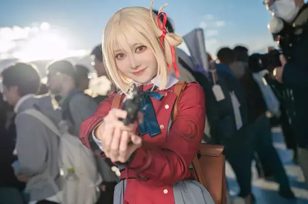 「【コスプレ】「星街すいせい」から「物語シリーズ」まで、Vもアニメも人気キャラ勢揃い！2024年冬コミケの美女レイヤーをプレイバック」の画像