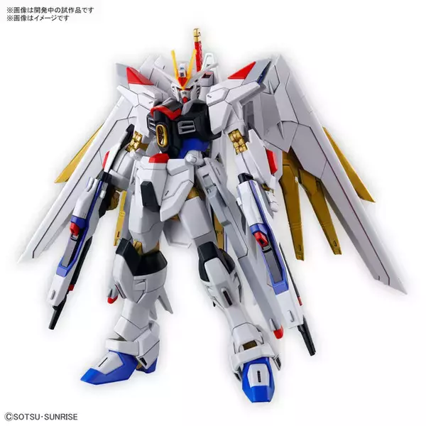 「劇場版『ガンダムSEED』より新作ガンプラ「マイティーストライクフリーダムガンダム」発表！実剣装備の二刀流がカッコよすぎ」の画像