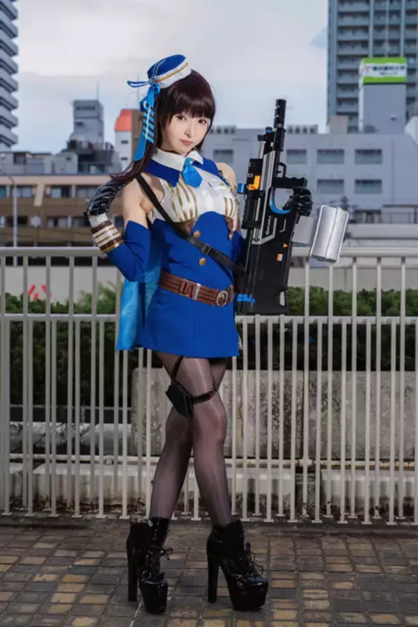 「【コスプレ】均整の取れたスタイルと美しくしなやかなポージングが魅力！『NIKKE』マリアンに扮した“mayu_ronne”さんの被写体力に驚嘆！」の画像