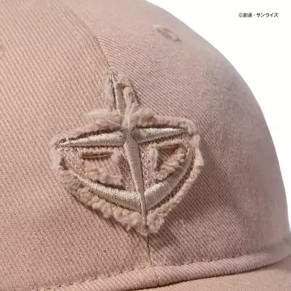 「「機動戦士ガンダム」地球連邦軍、ジオン軍マークの立体刺繡！「NEW ERA」コラボコレクションがどれもクール」の画像