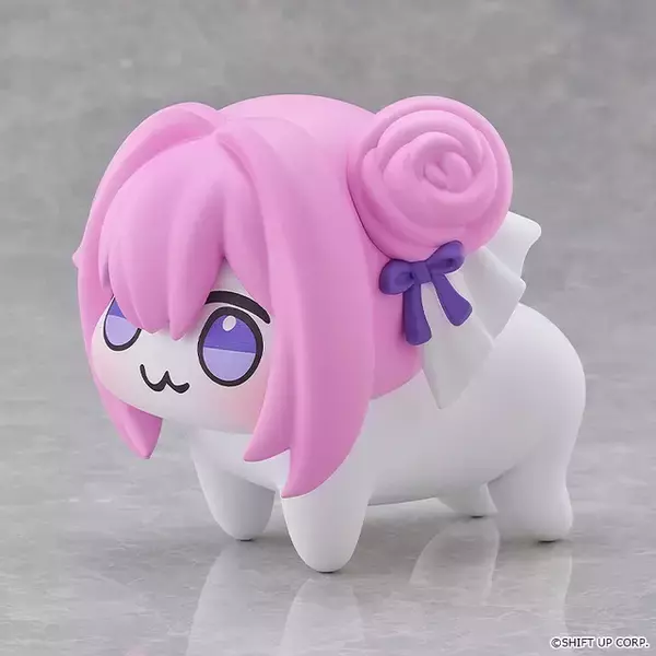 「『勝利の女神：NIKKE』の謎生物「DORO」がソフビフィギュア化！両手に乗るほどの、貯金箱としても利用できる大きめサイズ」の画像