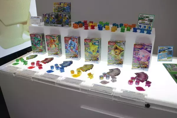 「ポケモン30周年で復活した「プラコロ」を先行体験！安定かロマンか、“サイコロで戦うポケモンバトル”の魅力をお届け」の画像