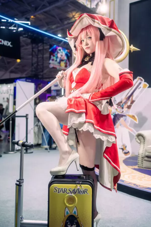 「【コスプレ】キャラ再現度高さに笑顔とパフォーマンスで会場を魅了！『スターセイヴァー』韓国美女レイヤーが素晴らしかった【写真26枚】」の画像