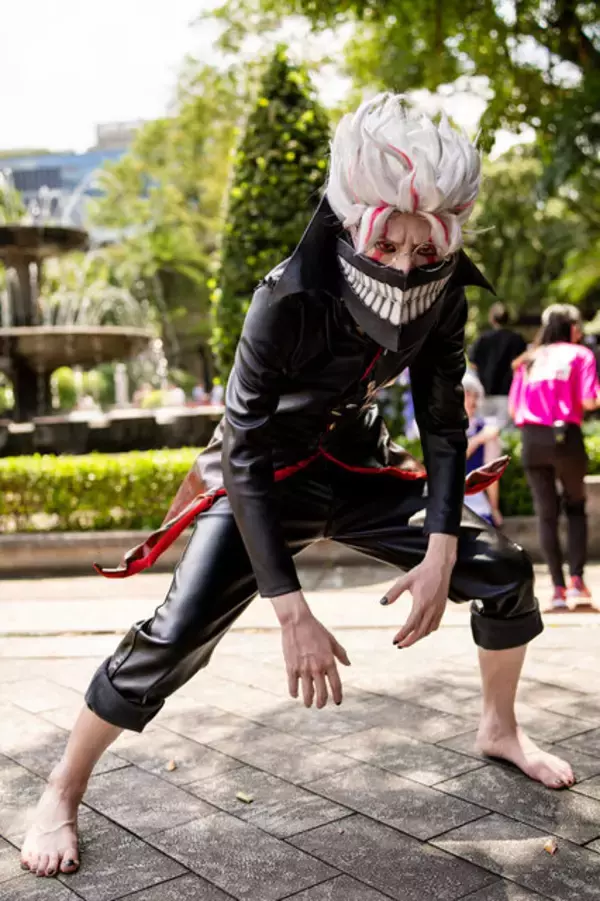 「【コスプレ】「ダンダダン」オカルン＆モモのクオリティが限界突破！等身大フィギュアなポージングもかっこよすぎる【写真15枚】」の画像