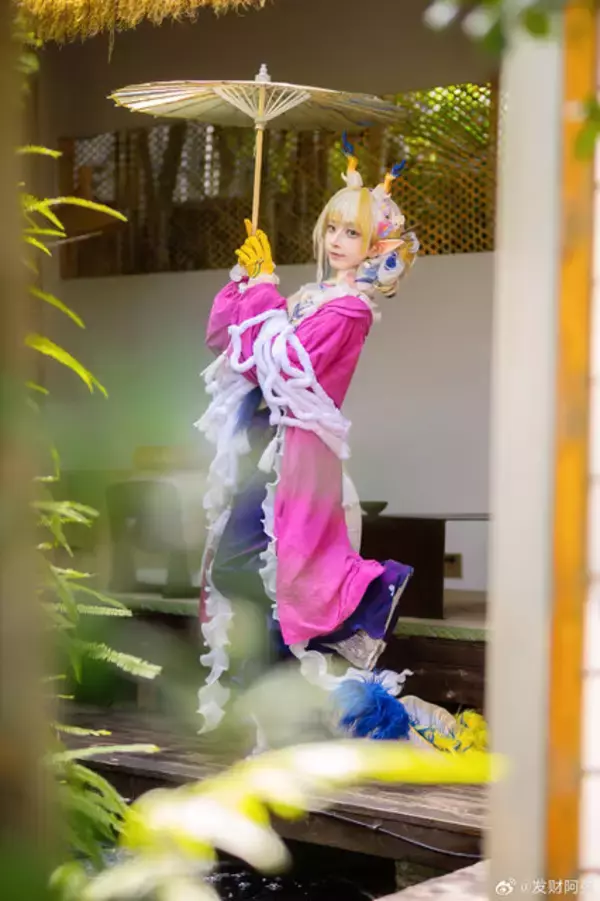 「【コスプレ】『アークナイツ』6周年記念！ゲームの中から飛び出したかのようなハイクオリティすぎる中国美女レイヤーまとめ【写真29枚】」の画像