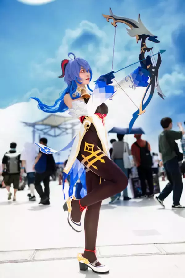 「【コスプレ】『原神』甘雨の躍動感あふれるポージング！演武「シラット」金メダリストの美女レイヤー・KAPI【写真9枚】」の画像