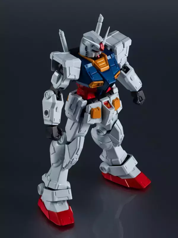 「ゴッドガンダム、バルバトスらが躍動感あるポーズで決まる！アクションフィギュア「GUNDAM UNIVERSE」から“新フレーム搭載”の3機が予約受付開始」の画像