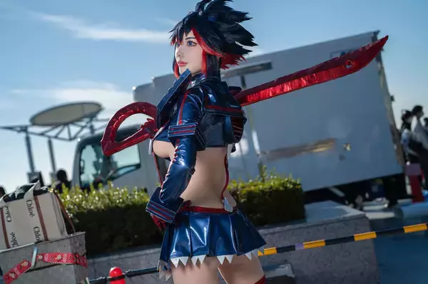 「【コスプレ】美しいボディラインにドキドキ！？「キルラキル」神衣鮮血を纏った美女レイヤーが秀逸なポージングで魅せる【写真8枚】」の画像