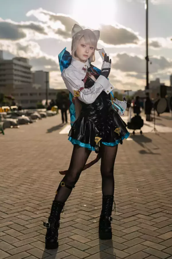 「【コスプレ】寡黙に見えて実はお兄ちゃんっ子、猫耳美少女『原神』リネットのコスプレイヤーに大注目！」の画像