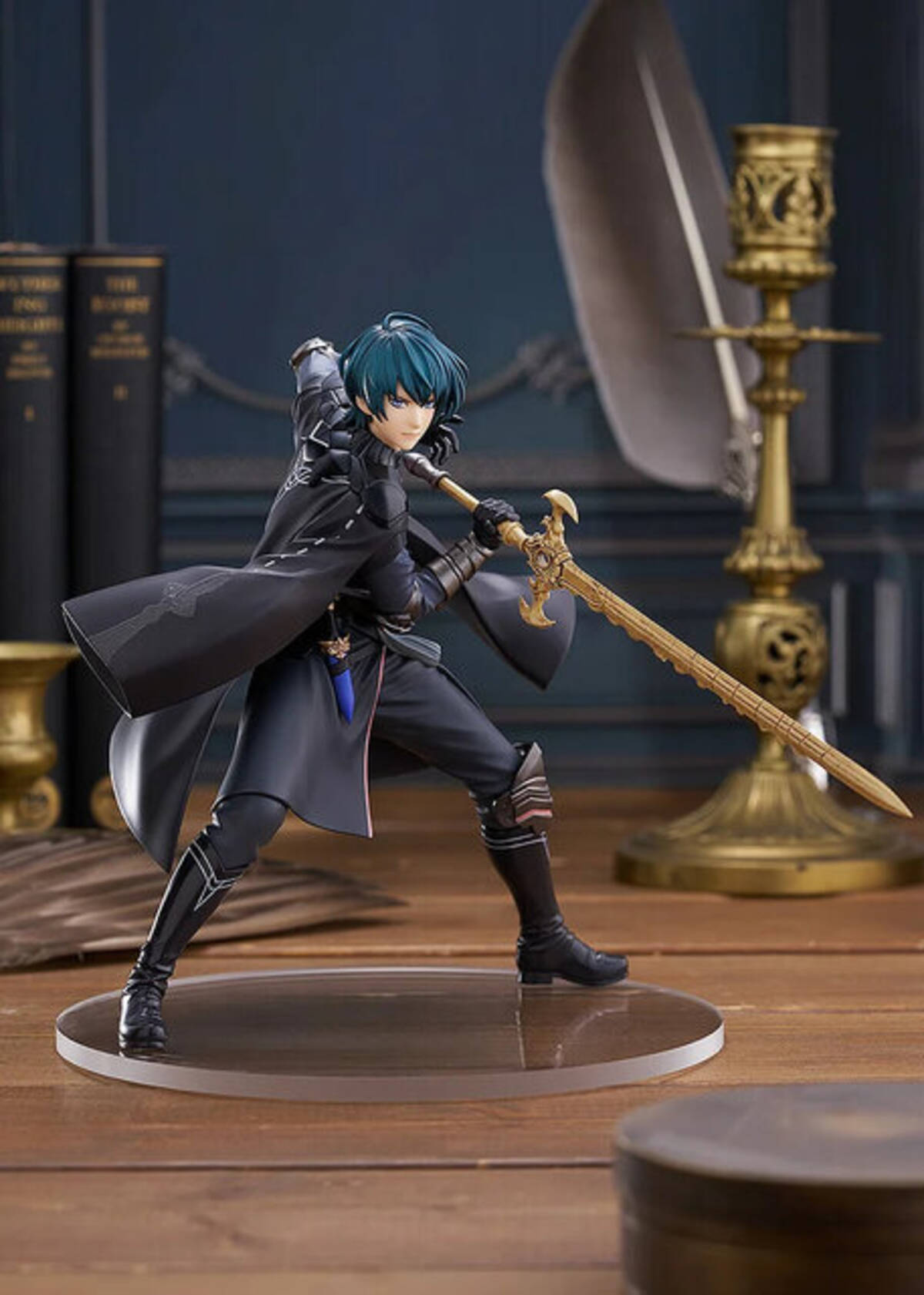 天帝の剣を構えたポーズがカッコ良い！『FE 風花雪月』より男主人公 