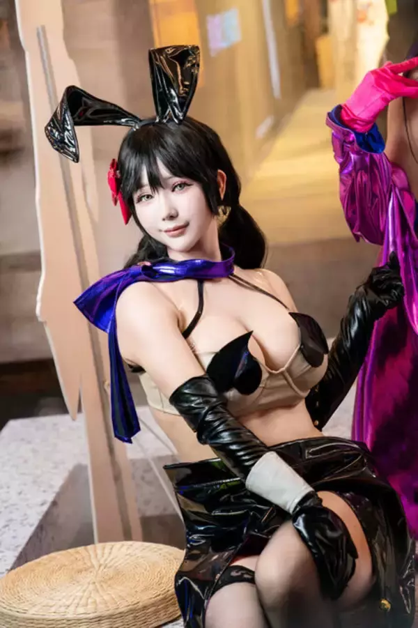 「【コスプレ】韓国美女による黒バニーガールが、異次元の美ボディ！まるで等身大フィギュアな再現度【写真10枚】」の画像