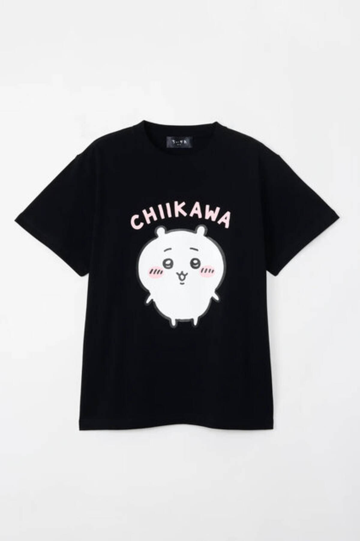 ちいかわ」可愛すぎるTシャツが発売！後ろ姿もプリントされたハチワレ 