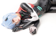【コスプレ】3月30日は「綾波レイ」の誕生日！プラグスーツ姿が美しすぎる、神秘的な“青のヒロイン”の魅力をお届け【写真22枚】