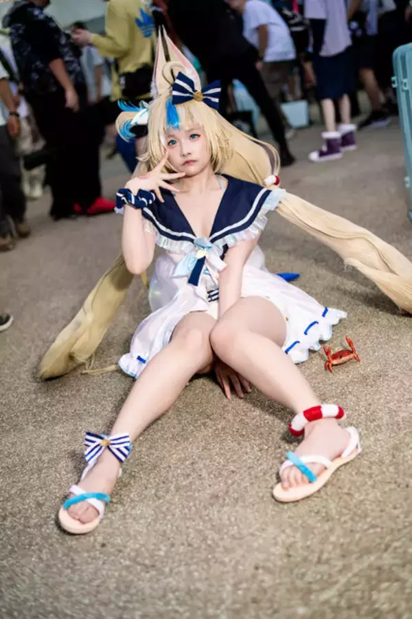 「【コスプレ】ムッチムチな太ももと愛らしい表情にグッときた！インドネシア美女による「サバ・サメコ」の夏衣装がキュートすぎる【写真8枚】」の画像