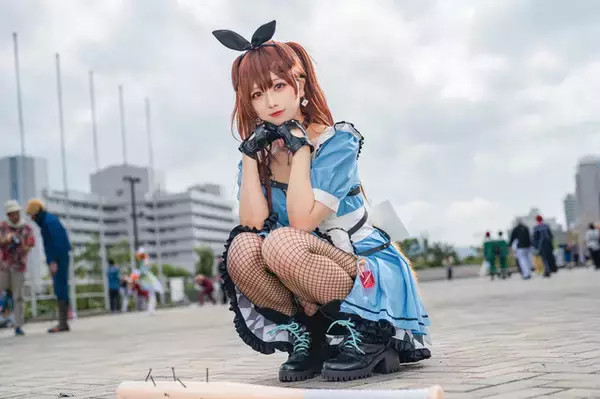 コスプレ】「ホロライブ」戌神ころねに”UMISEA”衣装沙花叉＆マリン船長 