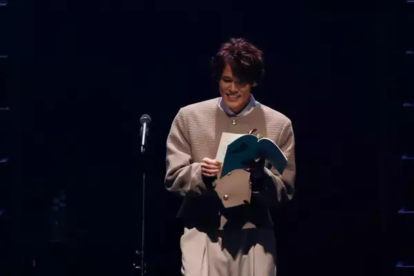 「『シュタゲ』15周年ライブ&展示コーナーをレポート-新しいファンにもアーカイブ配信を見てほしい！解説つきで語る15年のムーブメント」の画像