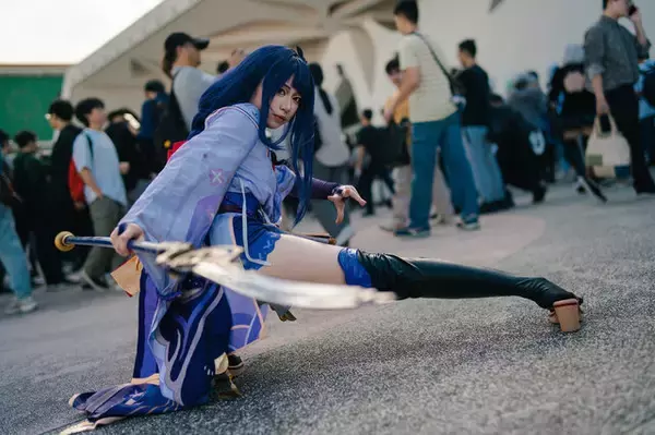 「【コスプレ】台湾美女が『原神』雷電将軍で魅せる！着物から伸びる美脚が艶やか【写真7枚】」の画像