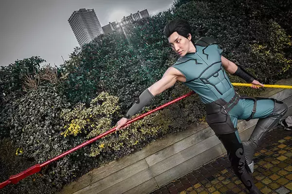 「【コスプレ】『Fate/Zero』ディルムッドの筋肉美を見よ！ 注目レイヤー・AKIHITO【写真10枚】」の画像