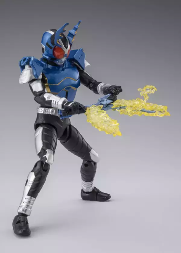 「食玩「掌動EXCEED 仮面ライダー2」でカブト、ガタックたちが可動フィギュアに！「おばあちゃんが言っていた…」やライダーキックもバッチリ」の画像