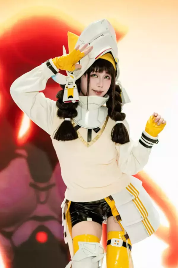 「【コスプレ】『NIKKE』ナユタ、クラウン、ドロシーらがコミケに勢揃い！異次元ボディで魅了する日中美女レイヤーまとめ【写真33枚】」の画像