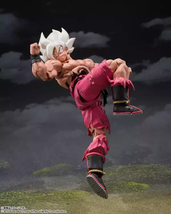 「「ドラゴンボールZ」ジャンプ本誌カラーの「孫悟空」アクションフィギュアが抽選販売へ！「クリリンのことかーっ!!!!!」吹き出しで完全再現」の画像