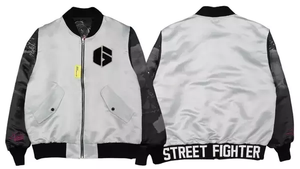 「背面に「ジュリ」や「豪鬼」を大胆デザイン！『スト6』から2WAY仕様のブルゾンが予約受付中」の画像