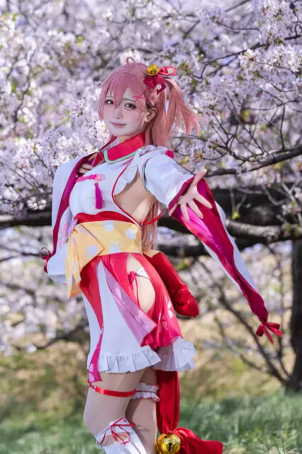 「【コスプレ】3月5日は「ホロライブ」さくらみこの誕生日！巫女衣装からデート服まで可愛いがいっぱいのコスプレまとめ【写真45枚】」の画像