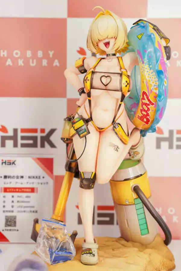 「『勝利の女神：NIKKE』が脅威の展示数！背中で魅せるフィギュアが「ワンフェス」に大集結【WF2026冬】」の画像