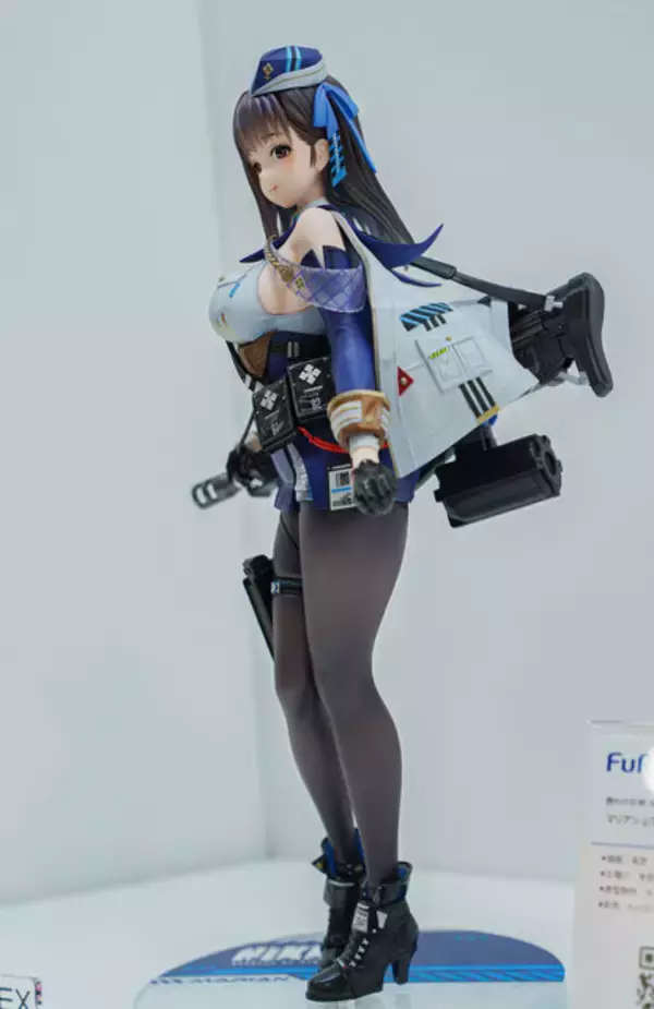 「『勝利の女神：NIKKE』が脅威の展示数！背中で魅せるフィギュアが「ワンフェス」に大集結【WF2026冬】」の画像