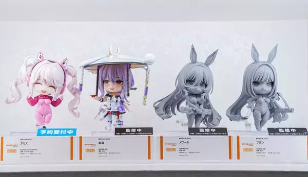 「『勝利の女神：NIKKE』が脅威の展示数！背中で魅せるフィギュアが「ワンフェス」に大集結【WF2026冬】」の画像