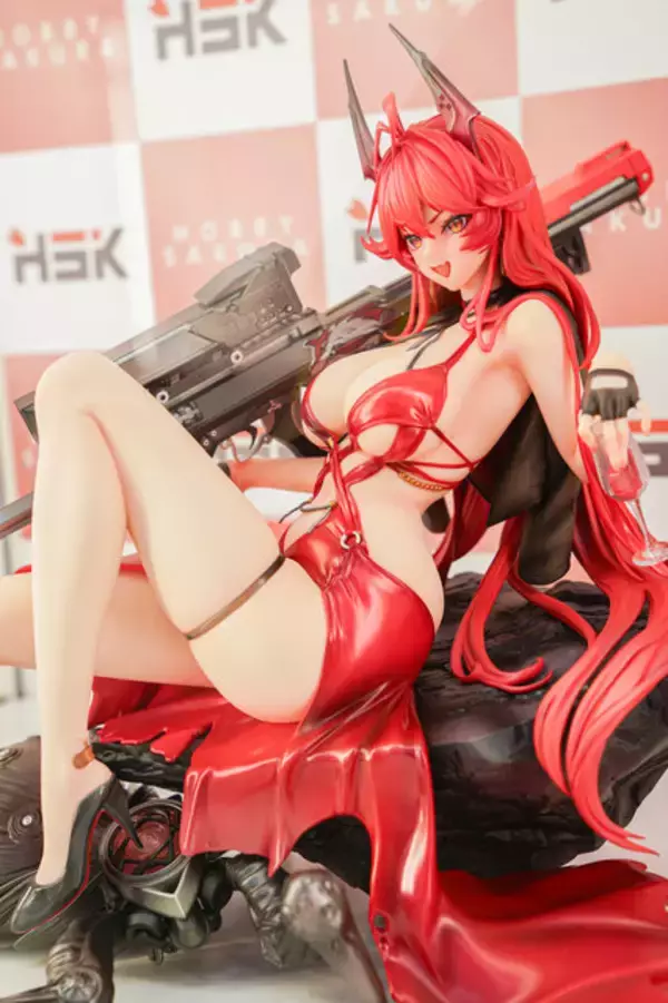 「『勝利の女神：NIKKE』が脅威の展示数！背中で魅せるフィギュアが「ワンフェス」に大集結【WF2026冬】」の画像