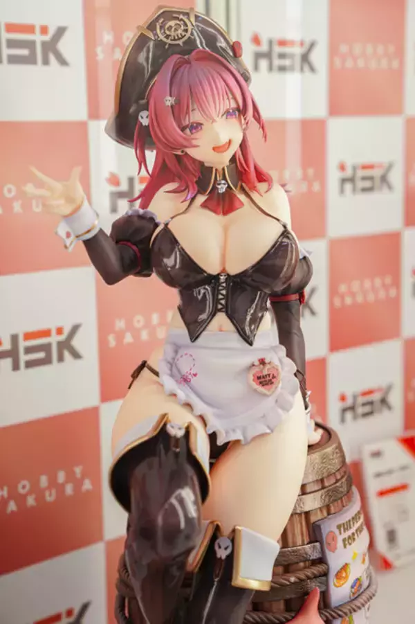 「『勝利の女神：NIKKE』が脅威の展示数！背中で魅せるフィギュアが「ワンフェス」に大集結【WF2026冬】」の画像