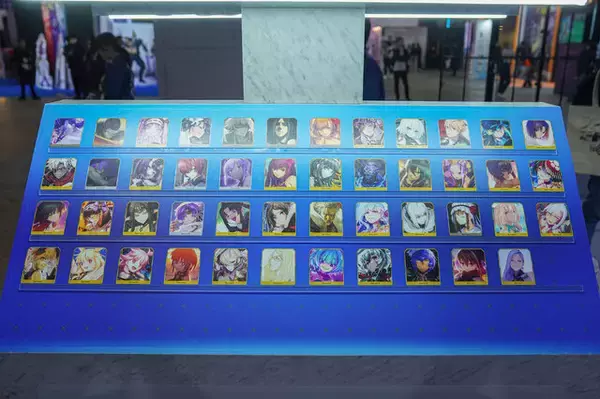 「【AnimeJapan 2026】『FGO』ブースが豪華絢爛すぎ！公式コスプレイヤーの出迎えから第2部終章の振り返りまで、見どころをお届け【フォトレポート】」の画像