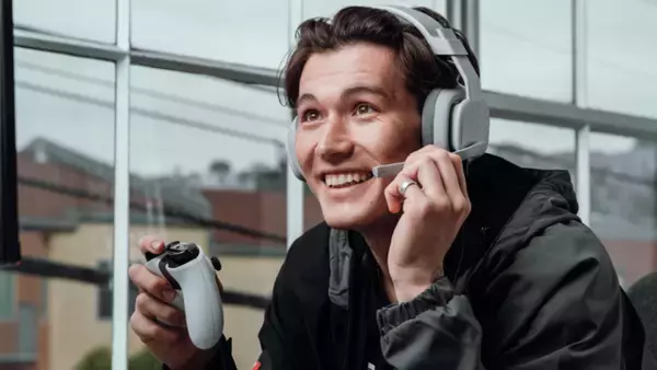 「アストロゲーミングからポップなカラーの超軽量ヘッドセット「ASTRO A10」のリニューアル版が3月31日に発売」の画像