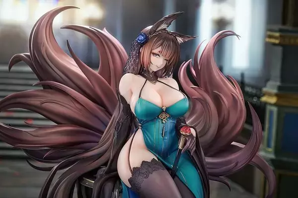 ムチムチのドレス姿から目が離せない…！『アズレン』より「天城」が着せ替え“玉座落鸞”デザインで立体化