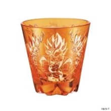 孫悟空とベジータの必殺技を江戸切子で表現！「ドラゴンボールZ」モチーフの高級グラスが限定販売