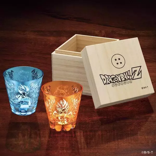 「孫悟空とベジータの必殺技を江戸切子で表現！「ドラゴンボールZ」モチーフの高級グラスが限定販売」の画像