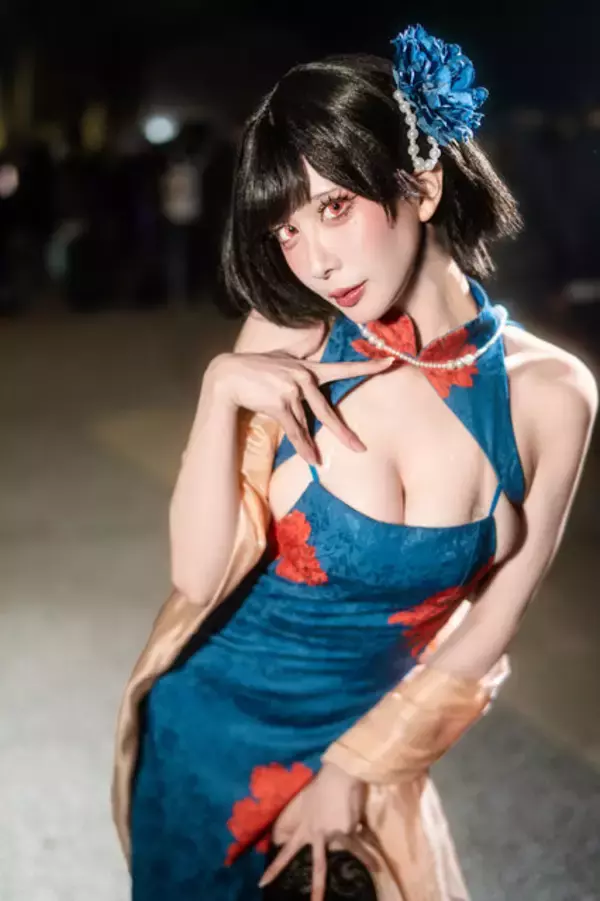 「【コスプレ】スリットから覗く太もも×網タイツの美脚がすごい！『アズレン』建武のチャイナドレスで曲線美を魅せる台湾美女レイヤー【写真7枚】」の画像