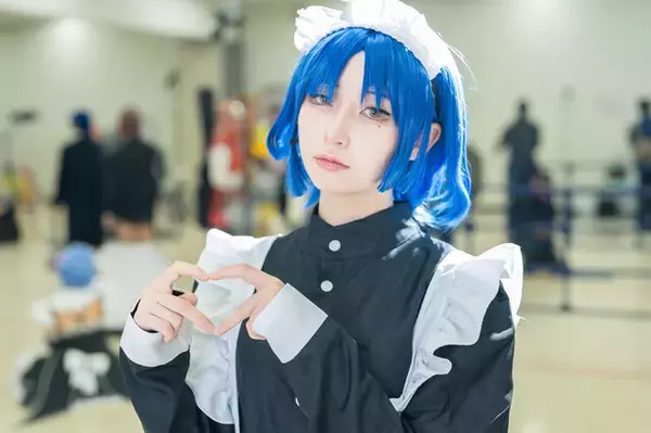 「【コスプレ】キャラの個性を感じさせる雰囲気作りと絶対領域に注目！「ぼっち・ざ・ろっく!」メイド併せが眼福の可愛さ【写真27枚】」の画像