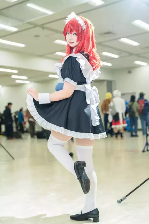 「【コスプレ】キャラの個性を感じさせる雰囲気作りと絶対領域に注目！「ぼっち・ざ・ろっく!」メイド併せが眼福の可愛さ【写真27枚】」の画像