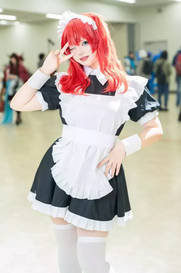 「【コスプレ】キャラの個性を感じさせる雰囲気作りと絶対領域に注目！「ぼっち・ざ・ろっく!」メイド併せが眼福の可愛さ【写真27枚】」の画像