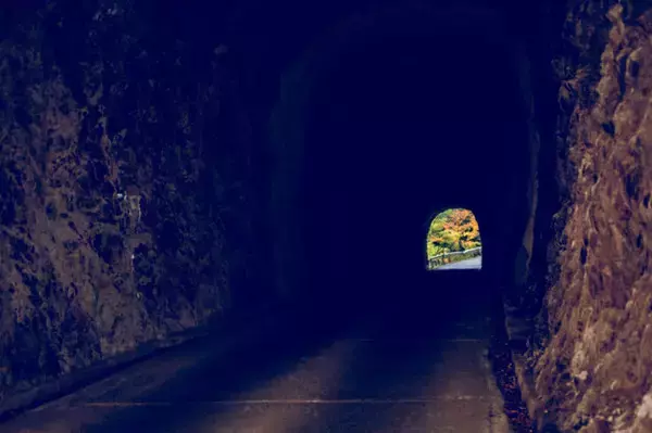 「【特集】紅葉・滝・廃校舎…どこで撮影しても絵になる場所があったのか！「コスプレ×徳島県那賀町の絶景」永久保存版をお届け【写真69枚】」の画像