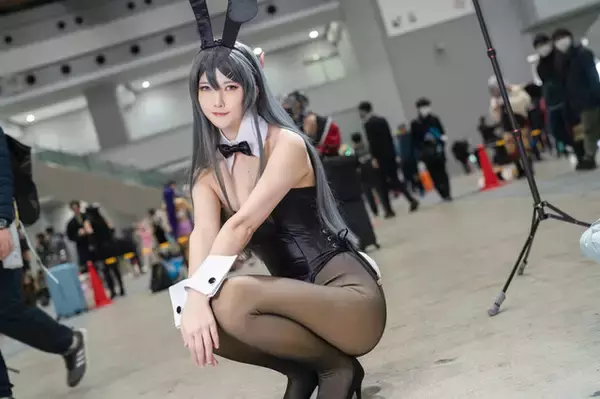 【コスプレ】バニーガール先輩から天使なリリエル、蛇喰夢子までアニメヒロインがコミケ105に集結！美女レイヤー8選をプレイバック【写真34枚】