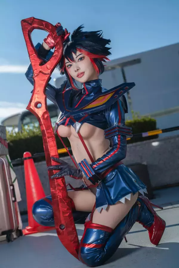 「【コスプレ】ミニスカなポリスにバニーガール、『ポケモン』カナリィやホロライブまで「コミケ107」美女レイヤー10選【写真43枚】」の画像