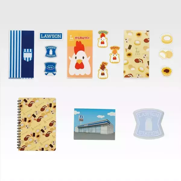 「「ローソン」50周年記念一番くじ発売！A賞は「ハピろー！のうた」が流れる、店舗の形を再現したアラームクロック」の画像