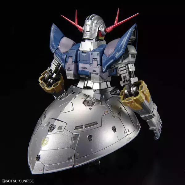 「ツヤ感がたまらん！名ガンプラ「RG ジオング」に“スペシャルコーティング”を施した豪華版が発売」の画像