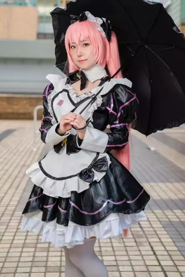 「【コスプレ】『NIKKE』ココアのメイド姿が最高！人気レイヤー・もちりす【写真9枚】」の画像