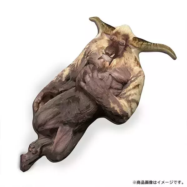 「『モンライズ：サンブレイク』より「激昂ラージャン 睡眠状態クッション」が予約受付中！抱き枕や置物としてもピッタリ」の画像