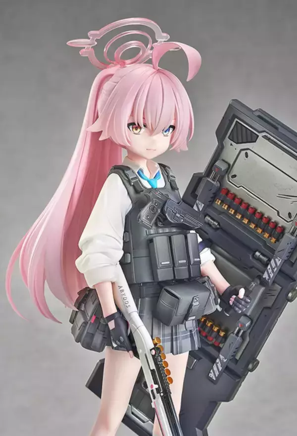 「『ブルアカ』“おじさん”とは異なる歴戦の風格！フル装備の「ホシノ（臨戦）」1/7スケールフィギュアが予約受付開始」の画像
